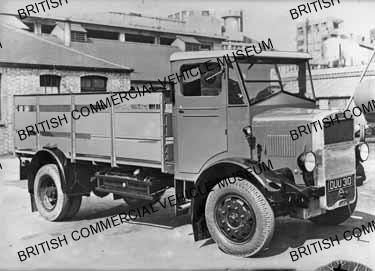 Leyland Cub / Shell Mex / L020229a
