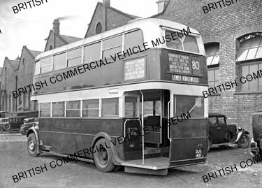 Leyland Titan TD4 / Leyland H30/26R / London Transport STD90 / L020277q