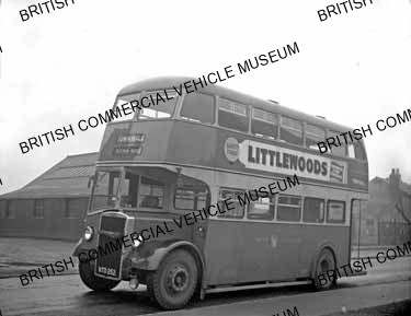 Leyland Titan PD2/12 / Leyland H30/26R / Widnes, 17 / MAT0001q