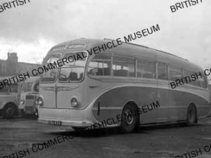 Leyland Royal Tiger PSU1/15 / Burlingham Seagull C39C / Holt, Oldham / MAT0009q