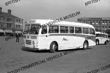 Leyland Tiger Cub PSUC1/2 / Alexander C41F / Webster, Wigan, 17 / MAT4000q