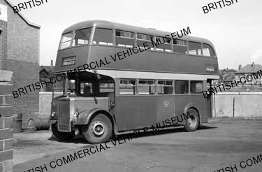 Leyland Titan PD2/12 / Leyland H30/26R / Duncan, Motherwell / MAT4020q