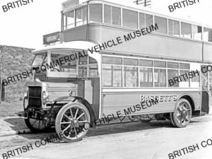 AEC / Dodson D/D bus / Bassett, Gorseignon / AEB00769q