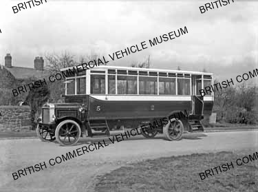 Leyland C7 / Bolton Corporation 5 / L002592q