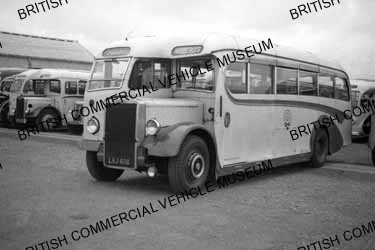 Leyland Tiger PS1/1 / Burlingham C33F / Hibberd, Sheffield / MAT0440q