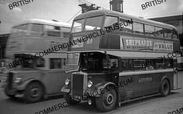 Leyland Titan PD2/1 / Leyland H30/26R / Gateshead & District 52 / MAT0474q