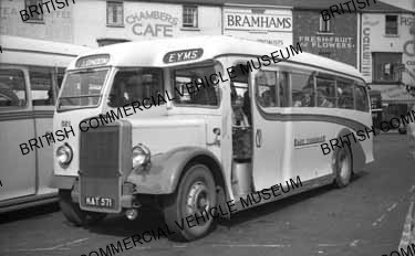 Leyland Tiger PS2/3 / Burlingham C28F / East Yorkshire, 521 / MAT0491q