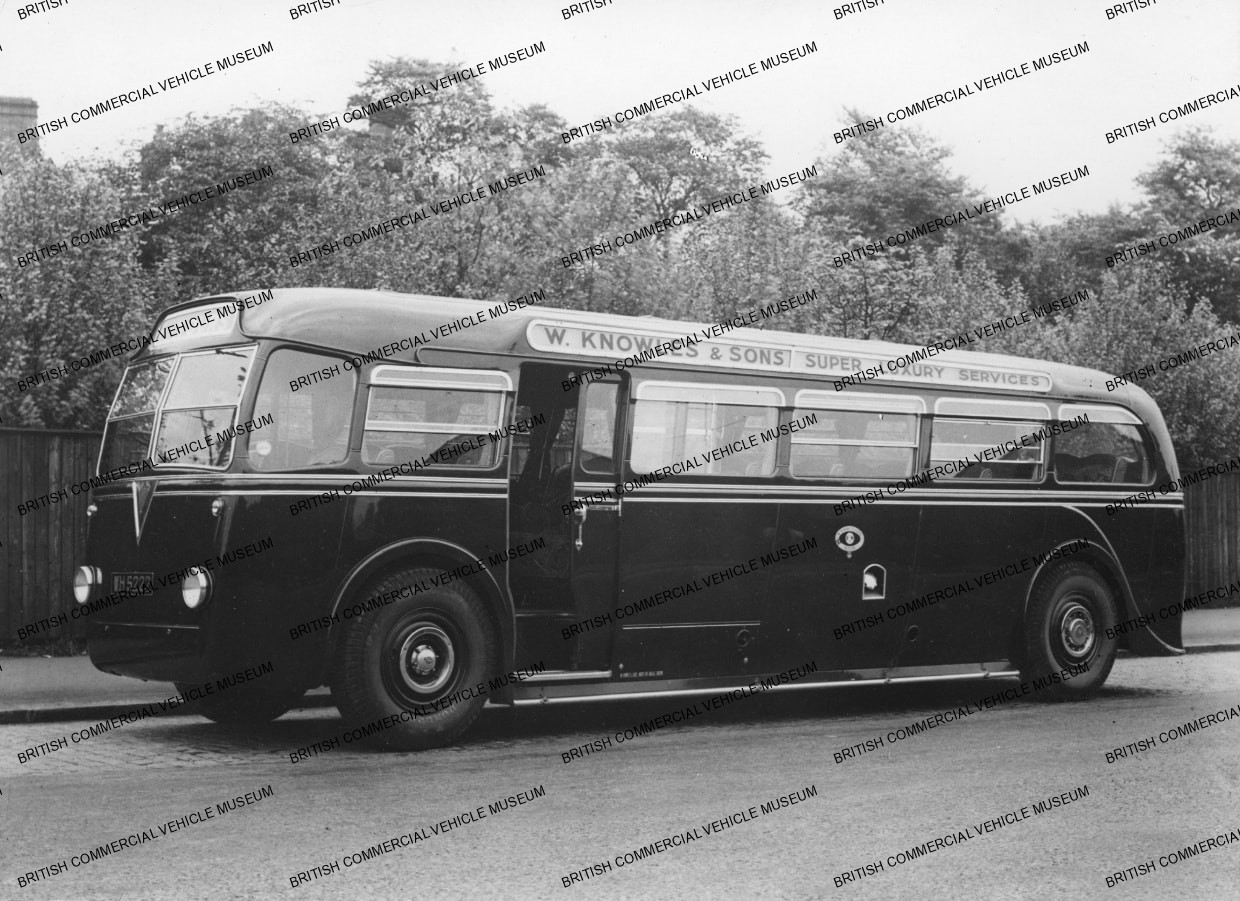 AEC “Q” / Harrington / W Knowles, BOLTON / AEO0127j