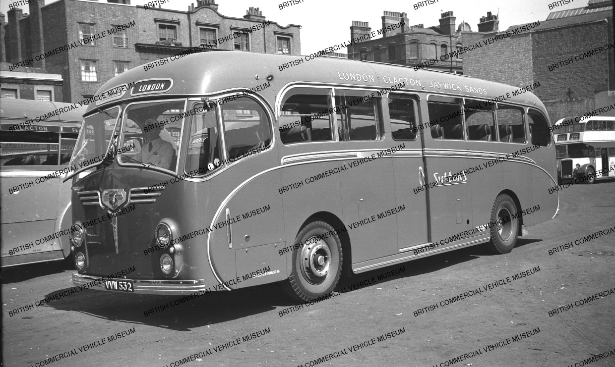 Leyland PSU1 / Duple / Sutton / MAT0928j