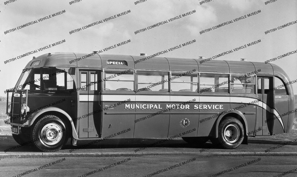 Leyland PS1 / Harrington / Municipal Motor Services / L039122j