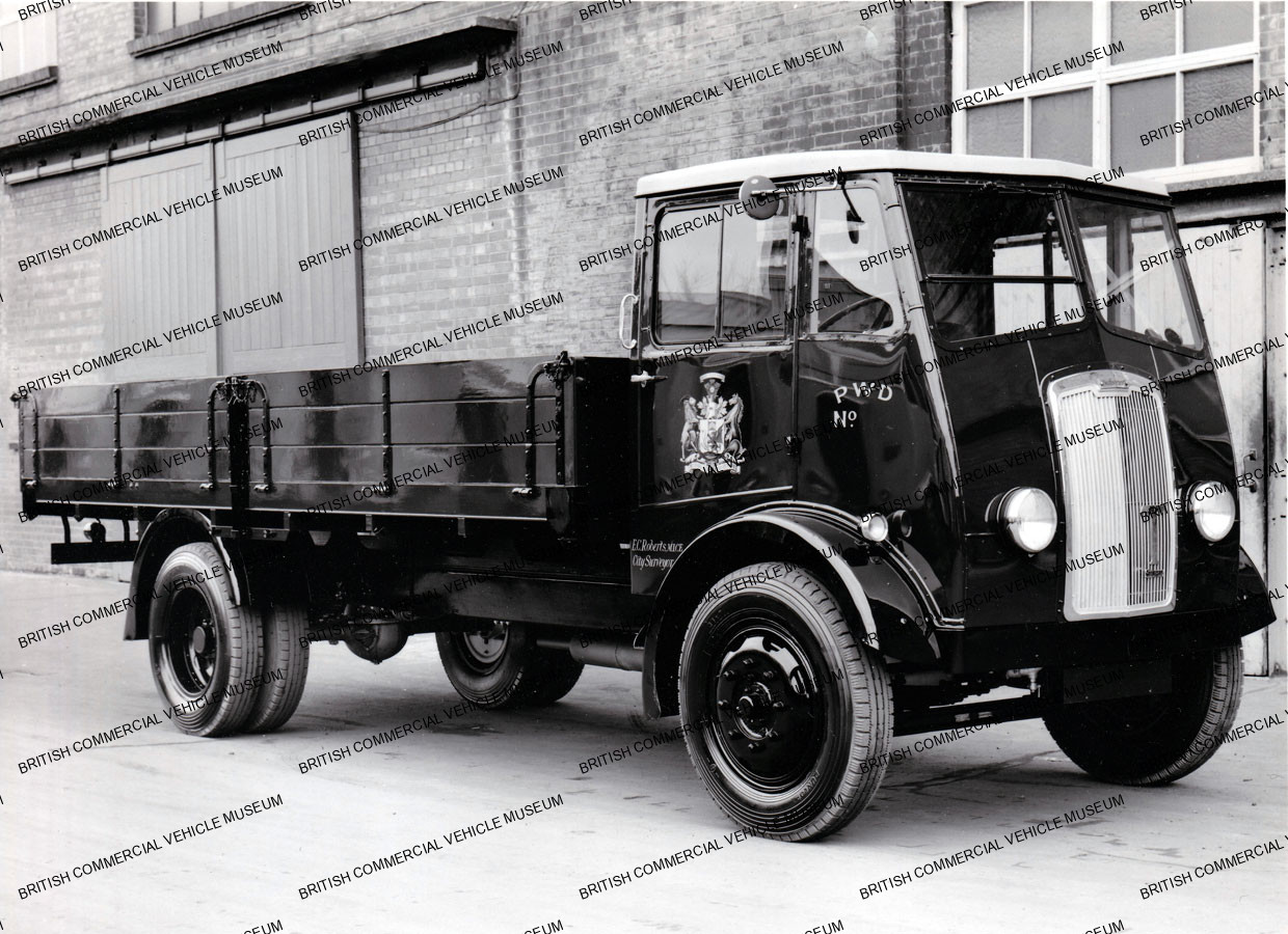 Thornycroft Sturdy/Drop-side/E C Roberts/TCC00284
