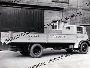 Thornycroft Nippy/Dropside/TCC00458