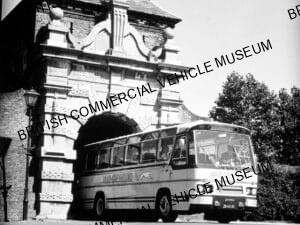 Vavo Greyhound//ZB-52-35/AEC/Reliance/Johnckheere// January 1900 / AEZ35123