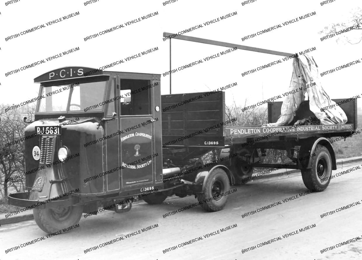 Scammell, Mechanical Horse/Canvas covered flat/Pendleton Co-op Ltd/S/3137J